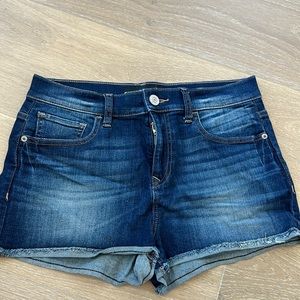 Express size 8 high rise jean shorts